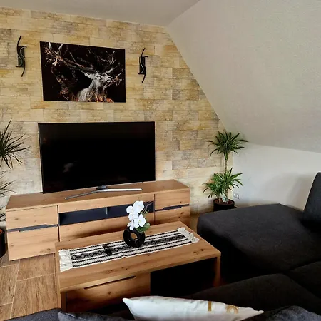 Vilami Mit Indoor Pool, Sauna, Hunde Willkommen Apartamento