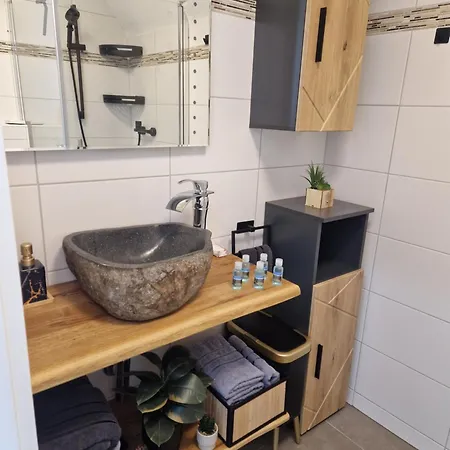 Vilami Mit Indoor Pool, Sauna, Hunde Willkommen