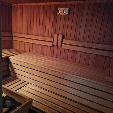 Vilami Mit Indoor Pool, Sauna, Hunde Willkommen
